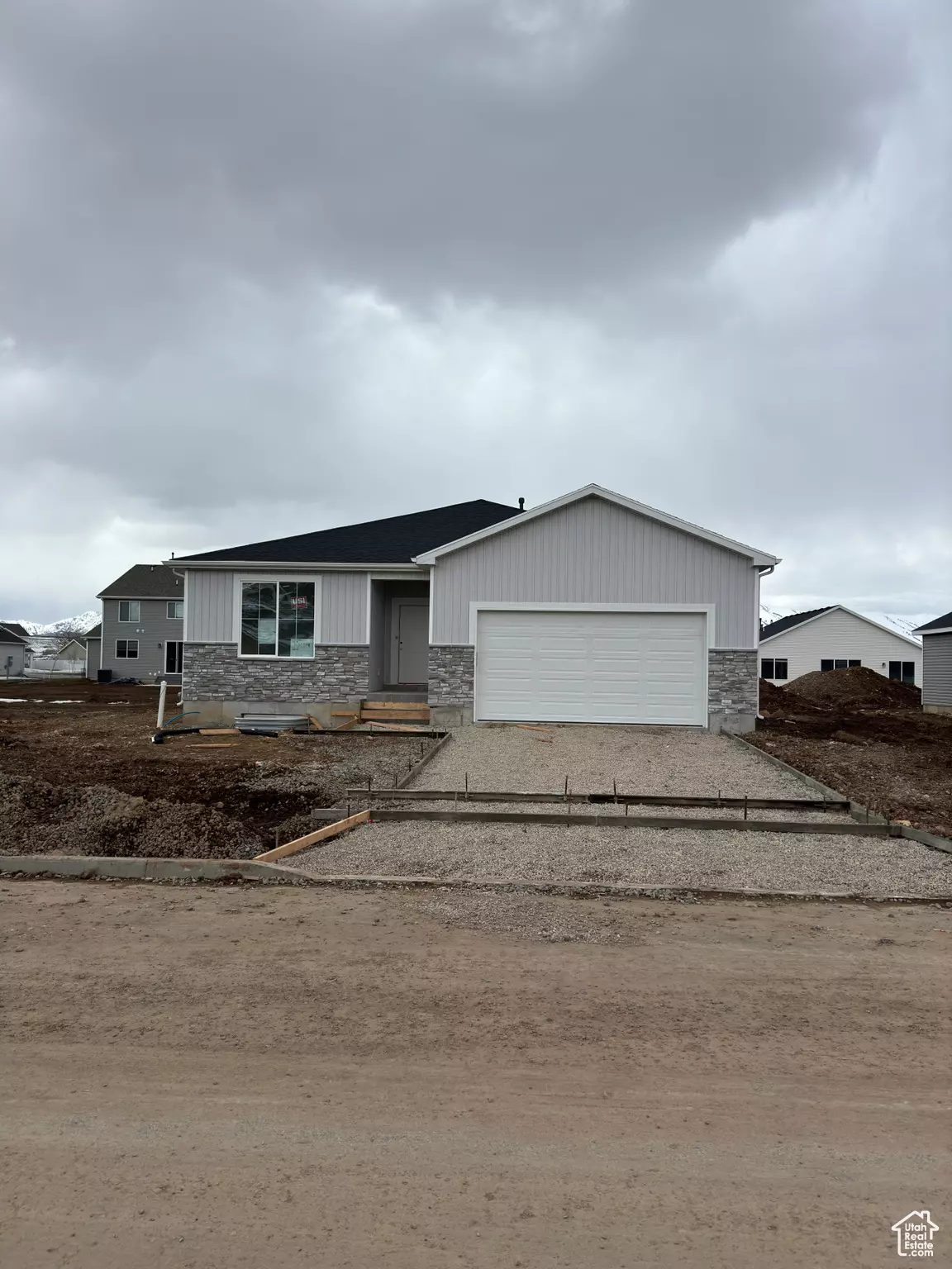 Hyrum, UT 84319,628 S 770 E