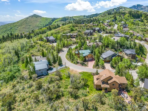 Park City, UT 84098,7236 RIDGE WAY