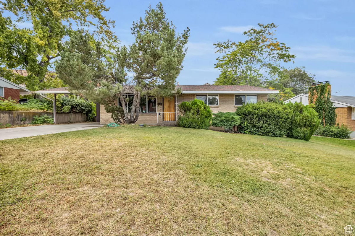 Bountiful, UT 84010,659 W 3600 S