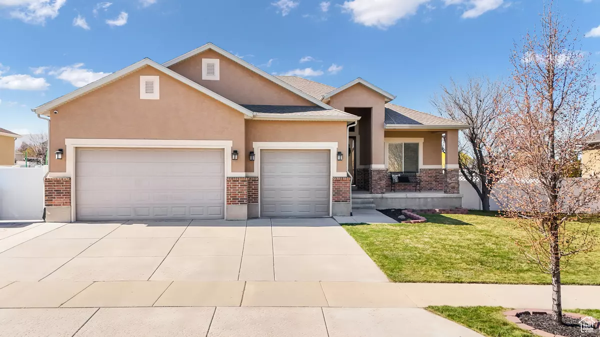 Riverton, UT 84096,13574 S CRIMSON PATCH WAY W #835