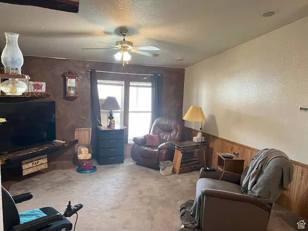 Jensen, UT 84035,9124 E APPALOOSA RD