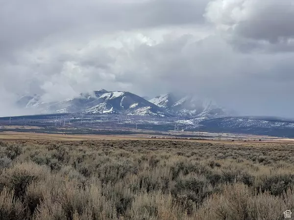 2 STURGEON RD, Monticello, UT 84535