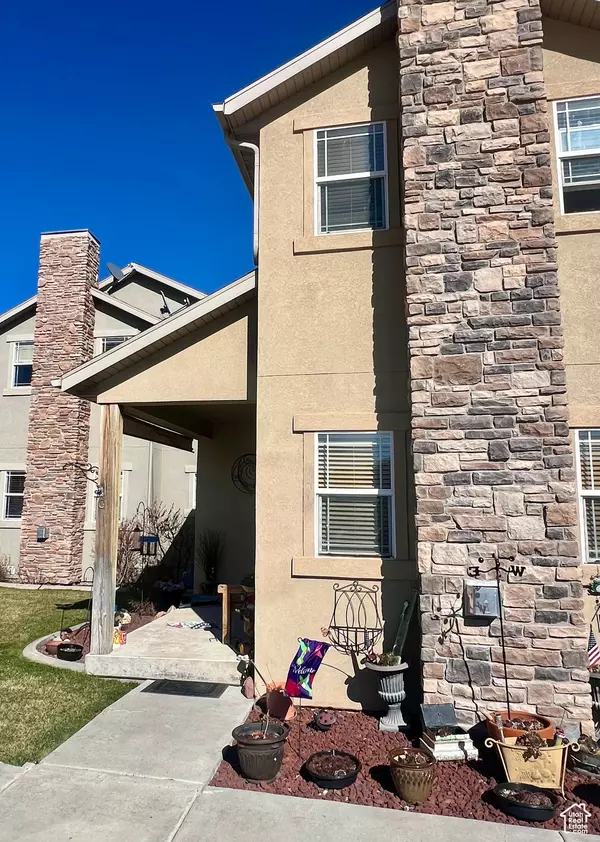 Naples, UT 84078,385 E 700 S #G