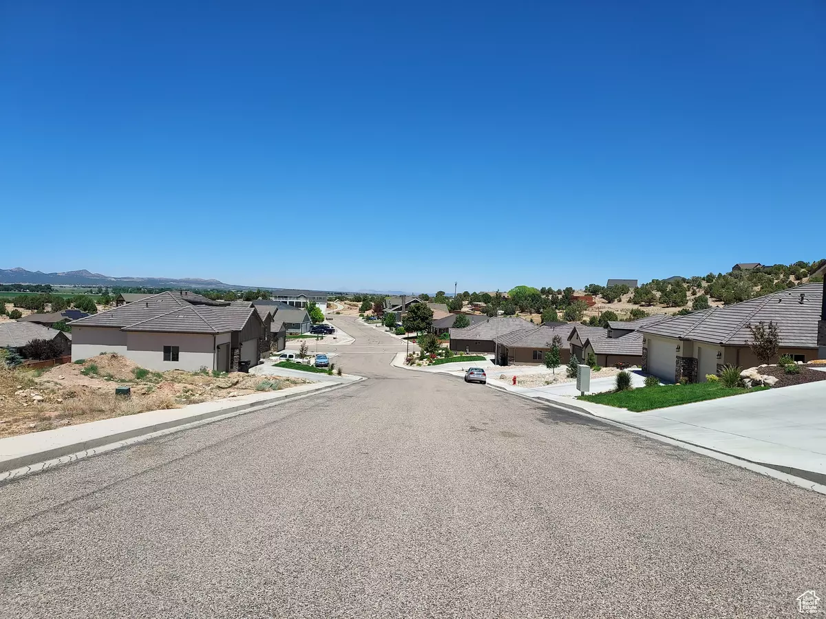 Cedar City, UT 84720,371 S 3425 W #25