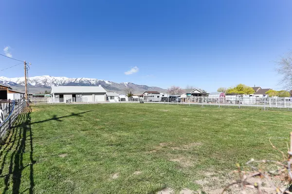 Grantsville, UT 84029,230 S WEST ST