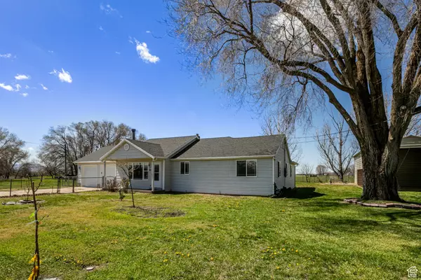 Hooper, UT 84315,1863 N 5000 W