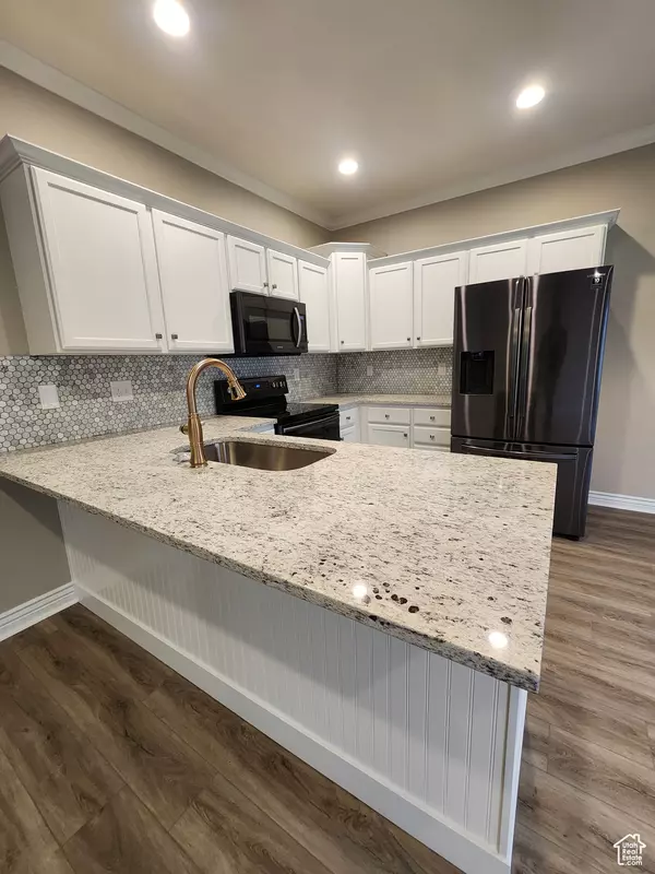 Midvale, UT 84047,6801 S SIENNA PARK LN