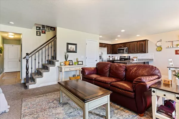 West Point, UT 84015,1855 W 725 N