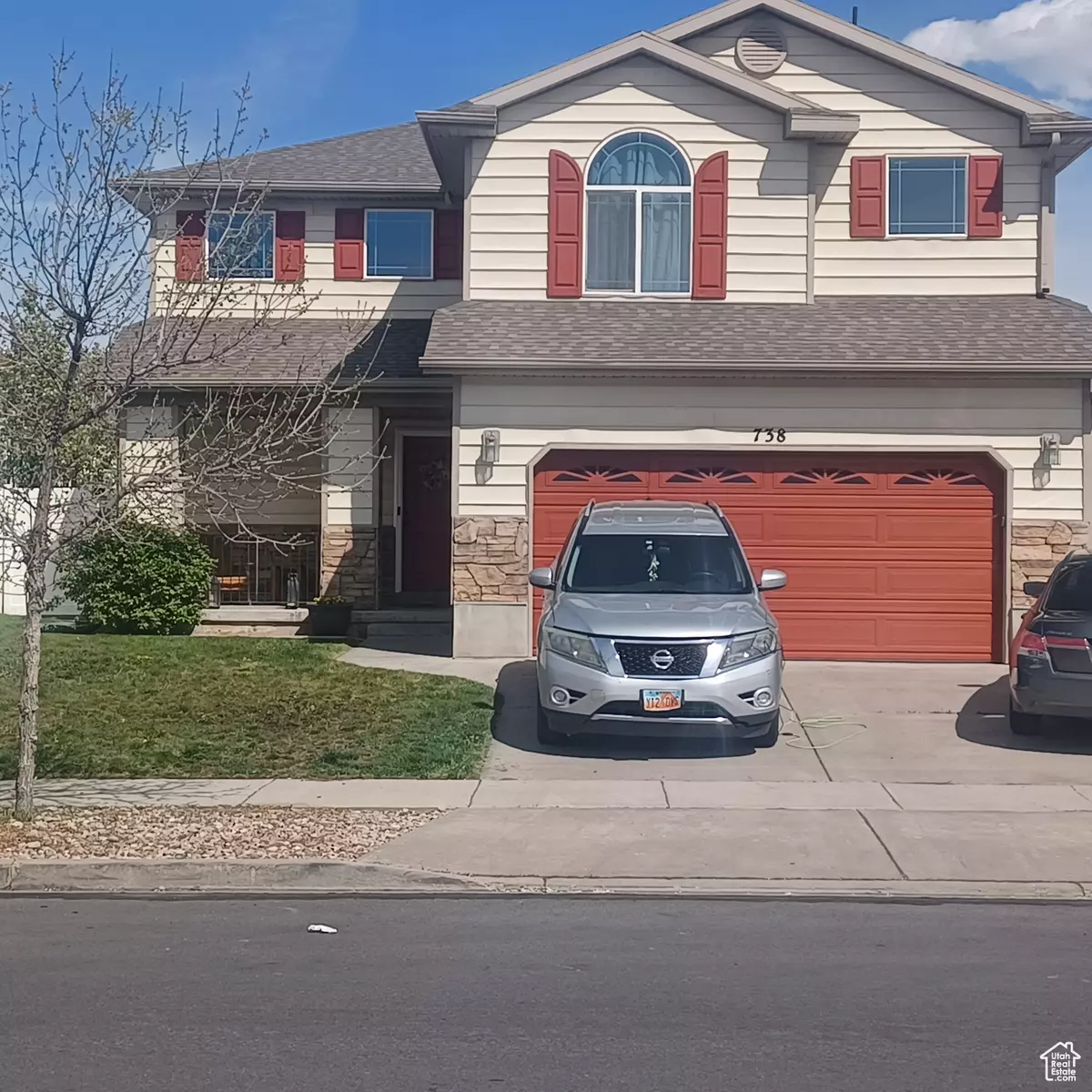 North Salt Lake, UT 84054,738 FOX HOLLOW DR