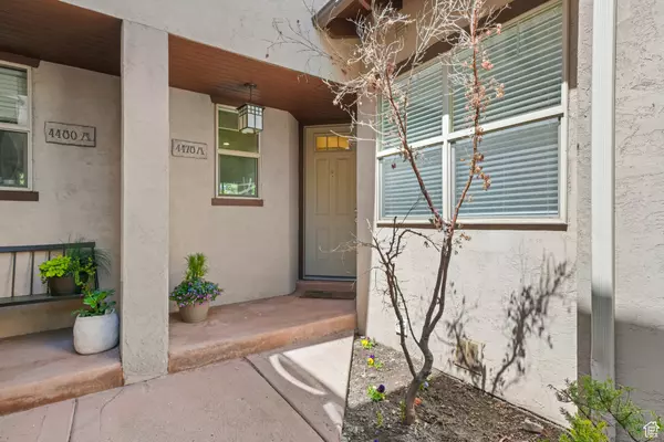 Salt Lake City, UT 84124,4478 S KELMSCOTT LN #A