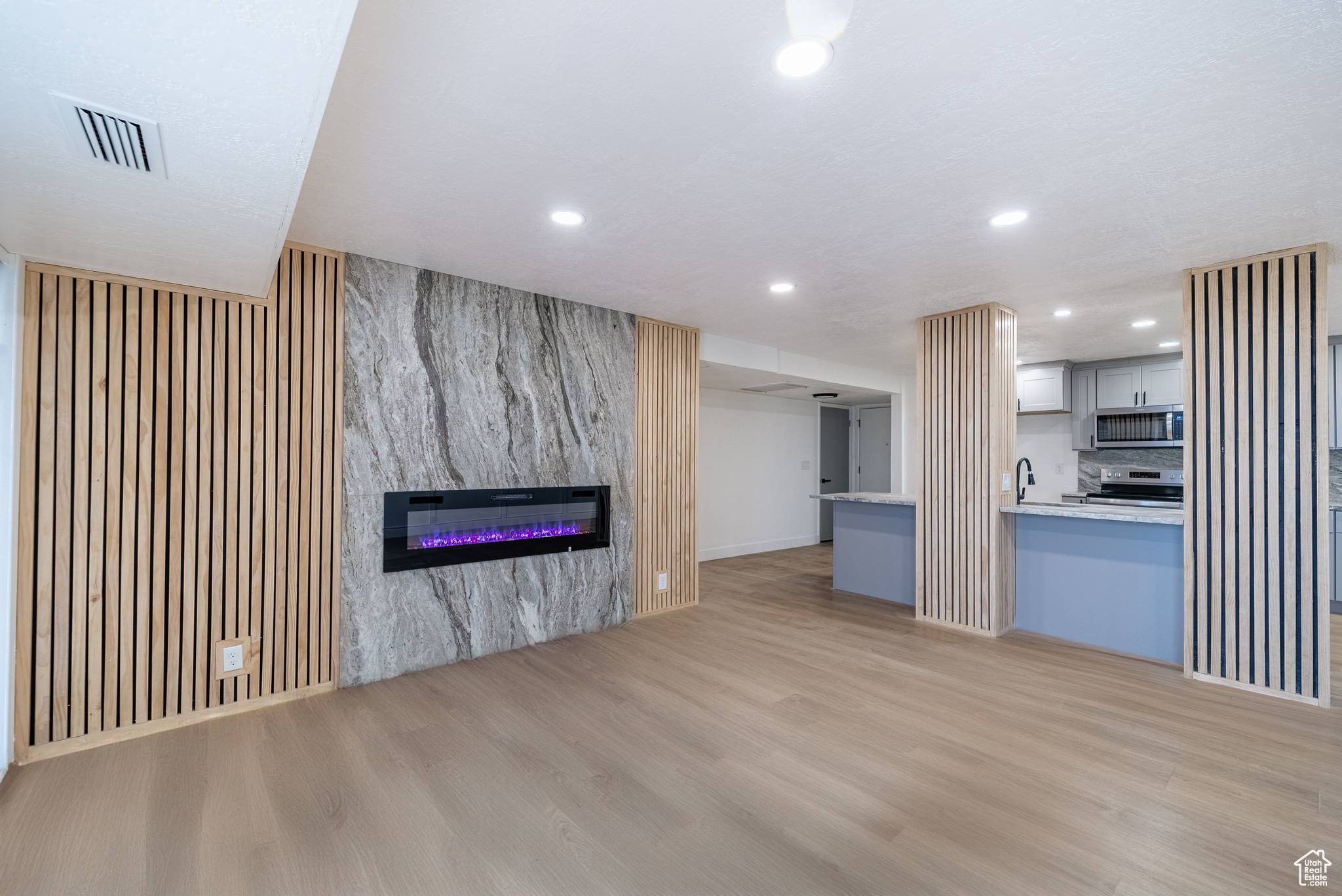 Salt Lake City, UT 84108,875 S DONNER WAY #1203