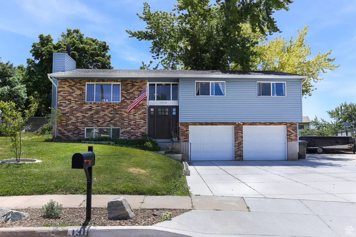 Layton, UT 84040,1312 E SOUTH LISA ST