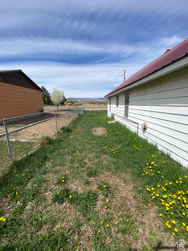 Vernal, UT 84078,2059 W 500 S