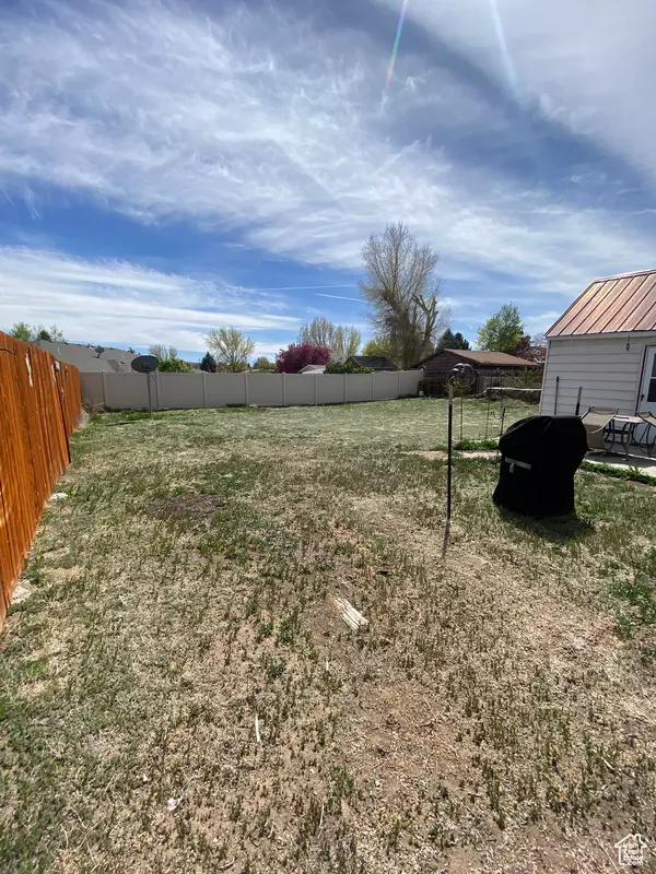 Vernal, UT 84078,2059 W 500 S