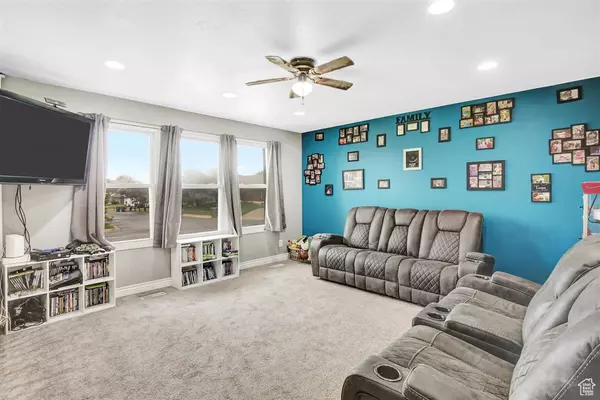 Clearfield, UT 84015,676 N 1100 W