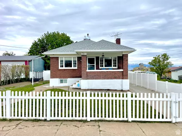 221 N 100 E,  Tooele,  UT 84074