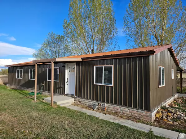 440 S 450 W,  Wellington,  UT 84542