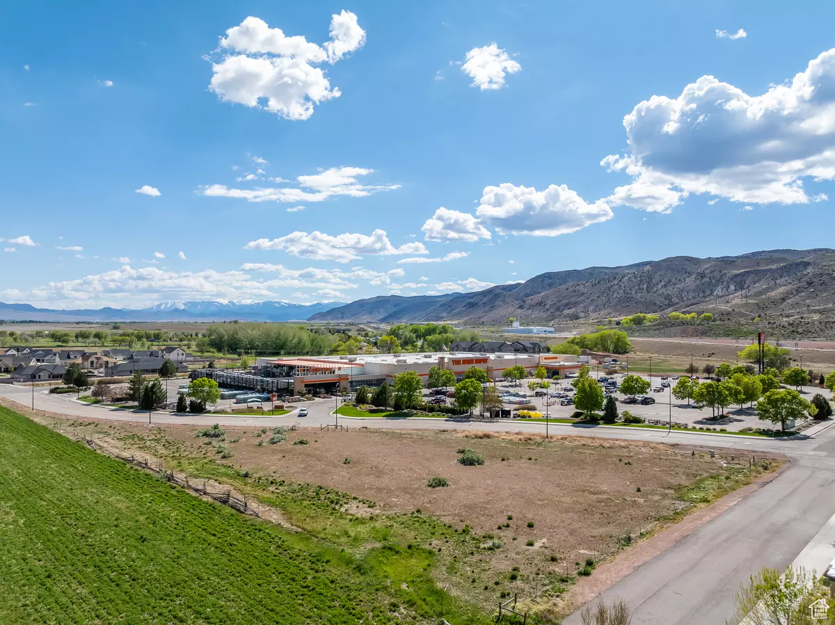 Richfield, UT 84701,951 W 1350