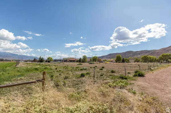 Richfield, UT 84701,951 W 1350