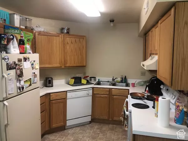 Provo, UT 84606,659 N 700 E #3