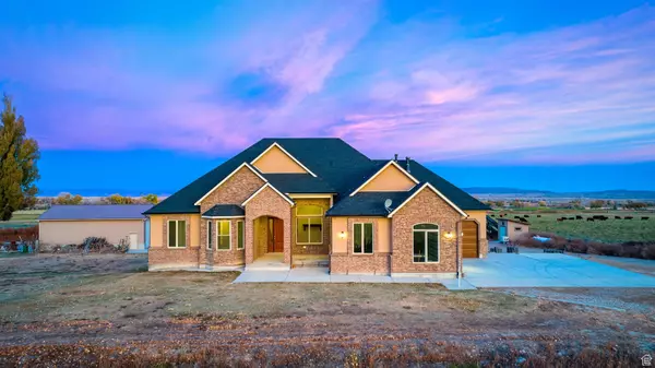 885 S SOUTHFLAT RD, Huntington, UT 84528