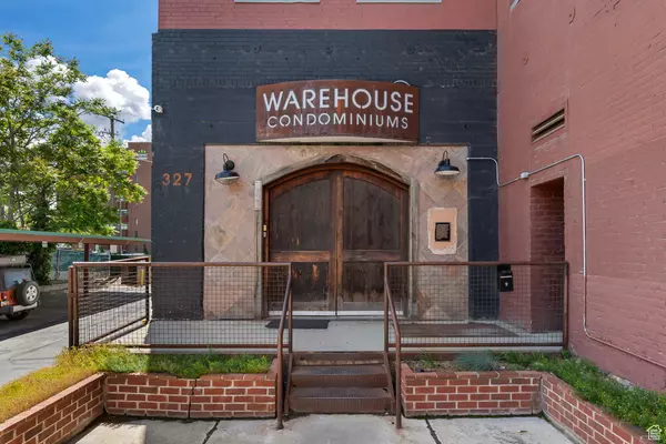 Salt Lake City, UT 84101,327 W 200 S #102