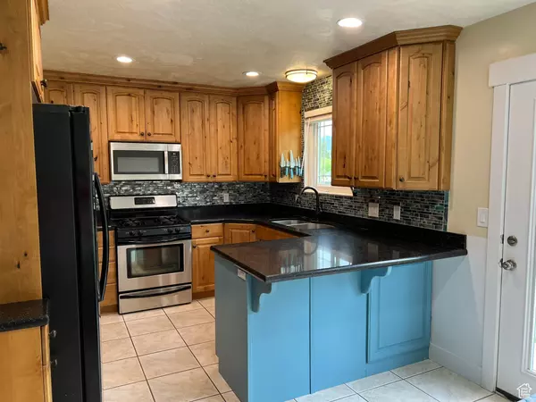 Tooele, UT 84074,614 N 300 W