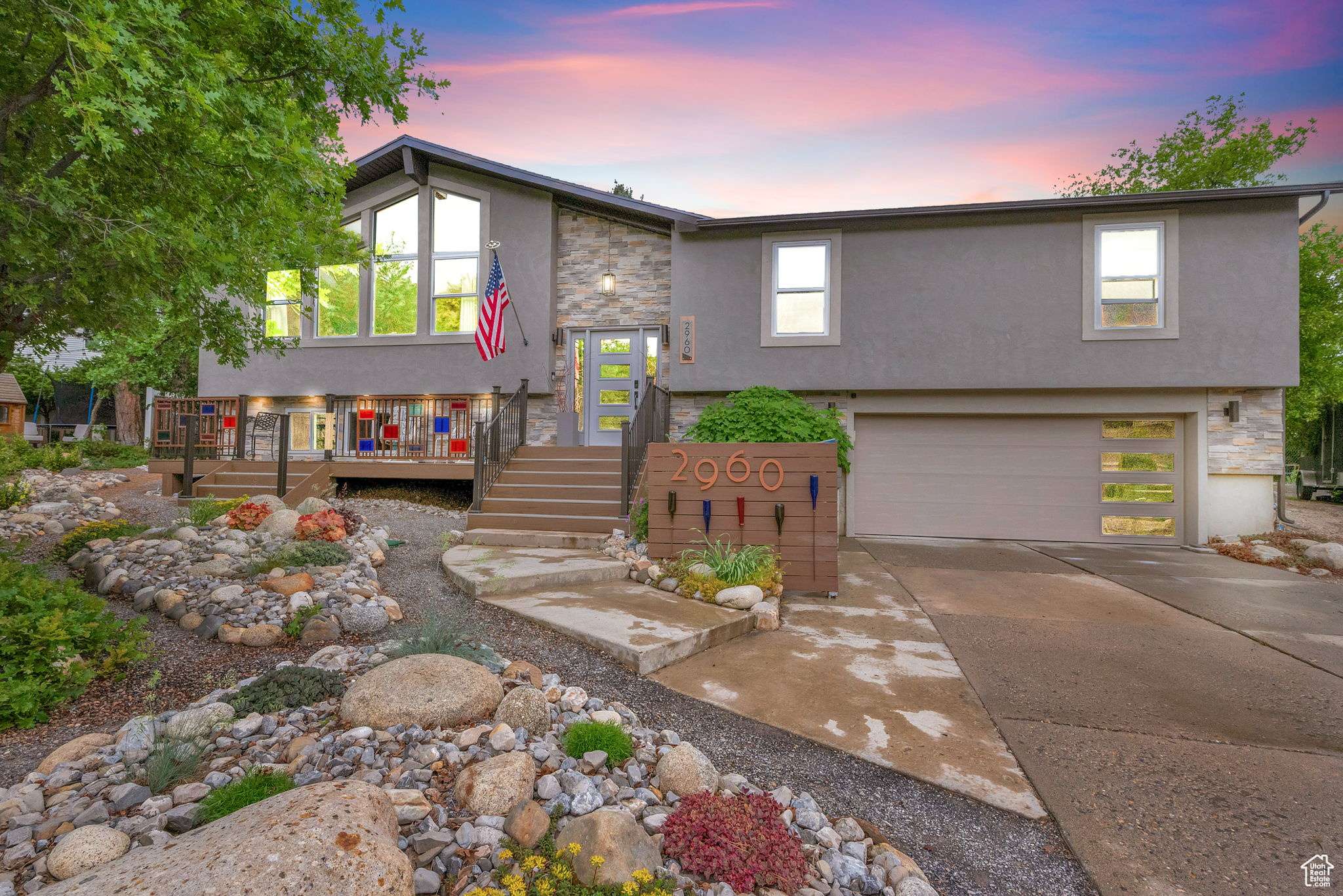 2960 E OAK VALLEY CIRCLE S,  Sandy,  UT 84093