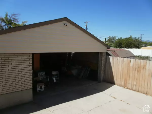 West Valley City, UT 84119,2821 W 3835 S