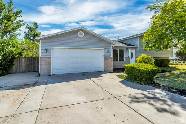 Stansbury Park, UT 84074,794 N LAKEVIEW