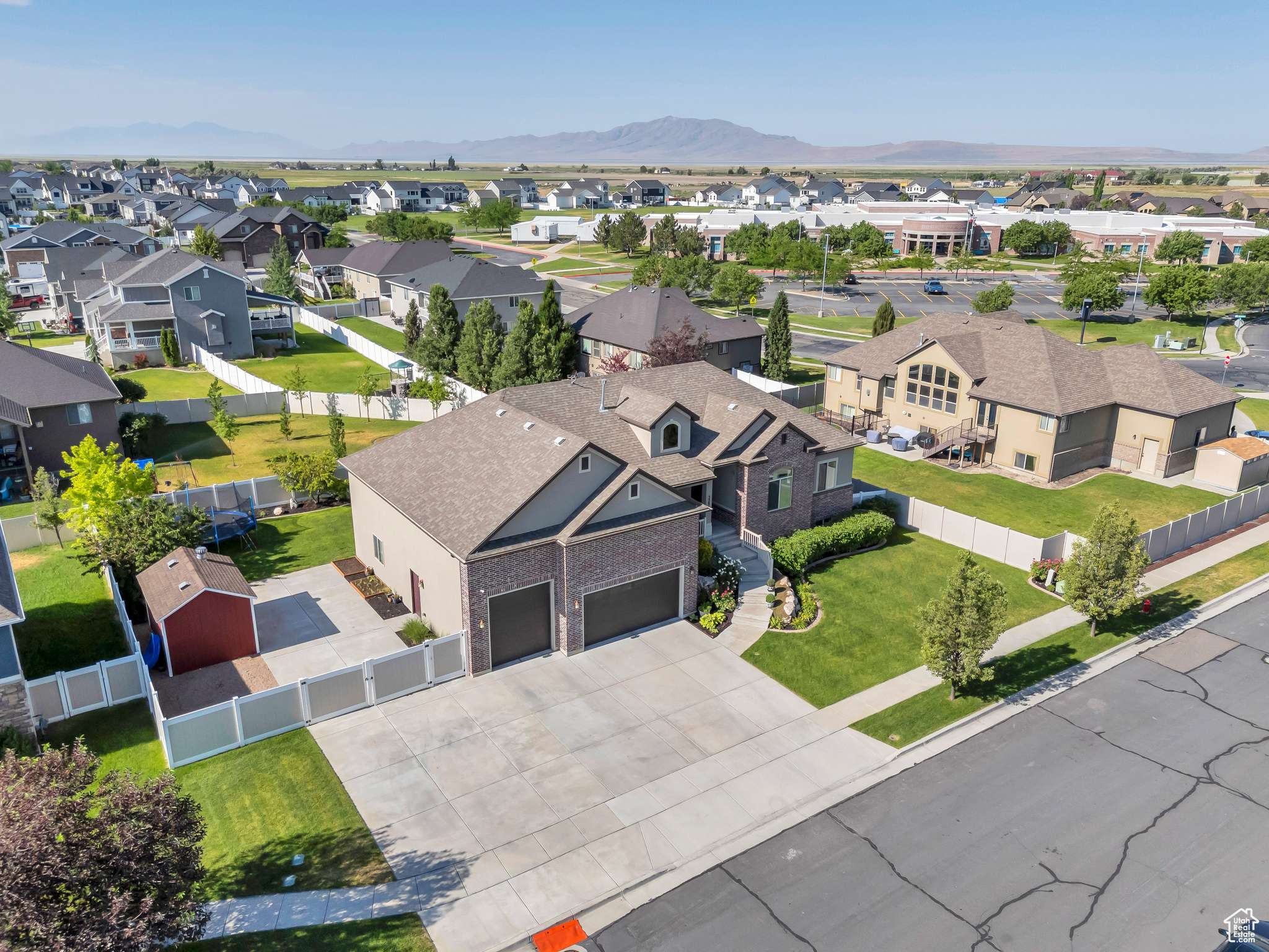 Syracuse, UT 84075,3547 W 1840 S