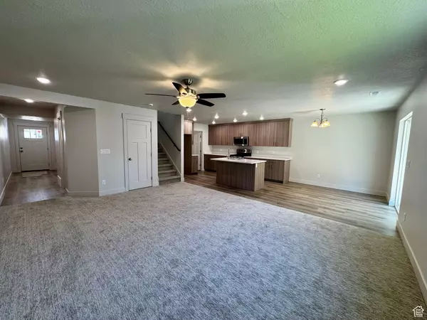 Washington Terrace, UT 84405,4926 S 475 W