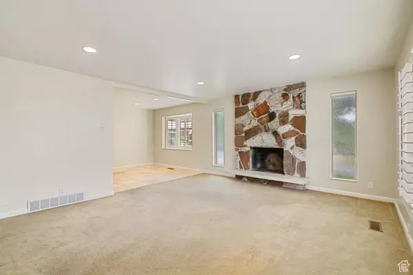 Bountiful, UT 84010,2351 S 150 E