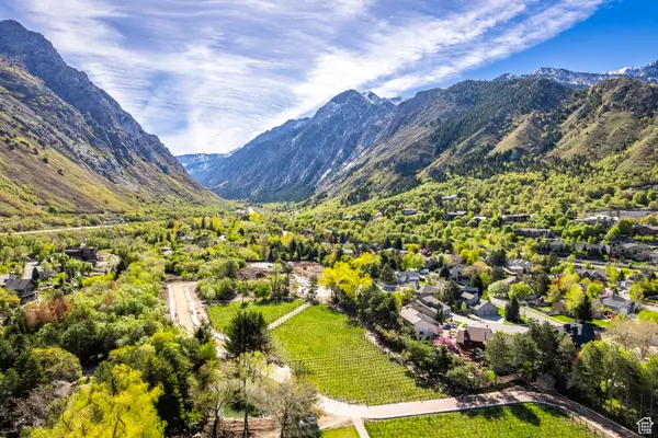 9661 S QUAIL HILL LN #108,  Sandy,  UT 84092