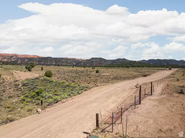 Hatch, UT 84735,1897 E EAGLE RIDGE CIR