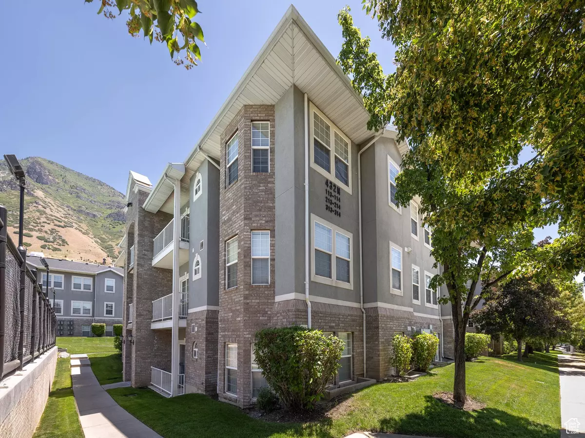 Provo, UT 84606,432 N SEVEN PEAKS BLVD #313