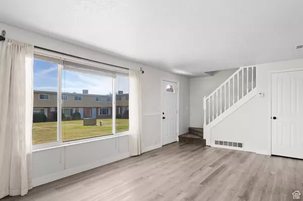 1085 N 1250 E #N, Layton, UT 84040