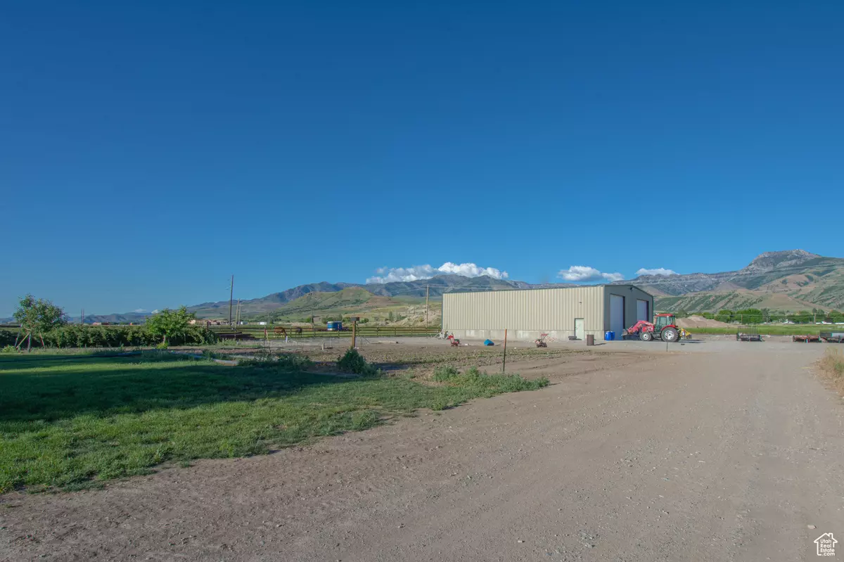 Smithfield, UT 84335,560 N 400 W
