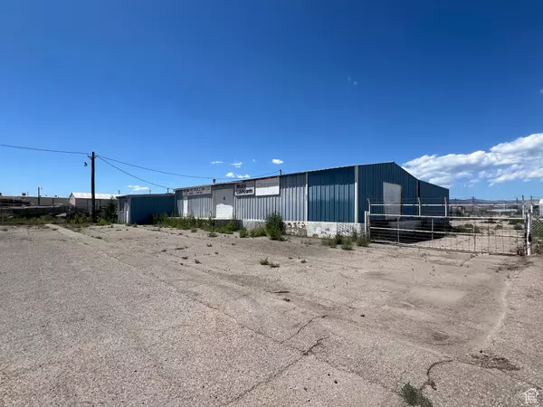 Vernal, UT 84078,1157 E 135 S