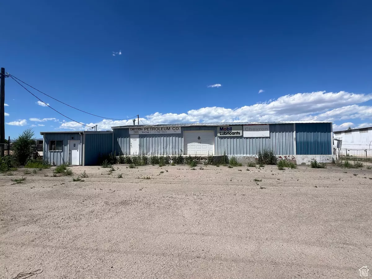 Vernal, UT 84078,1157 E 135 S