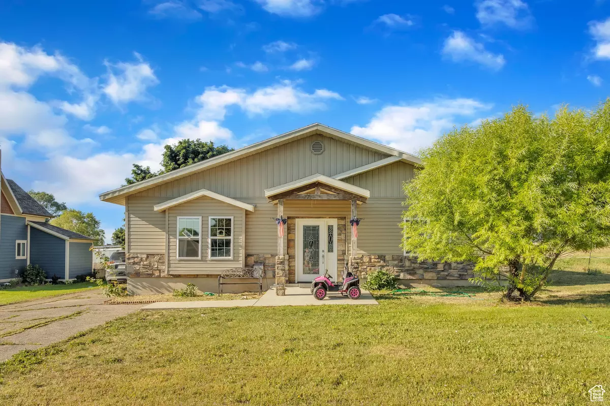 Clarkston, UT 84305,66 W 100 S