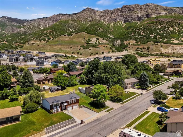 North Ogden, UT 84414,1328 E 3075 N