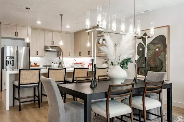 Holladay, UT 84117,2250 E MURRAY HOLLADAY RD #212