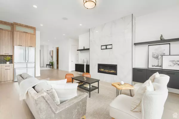 649 E VANDALAY LN Draper, UT 84020