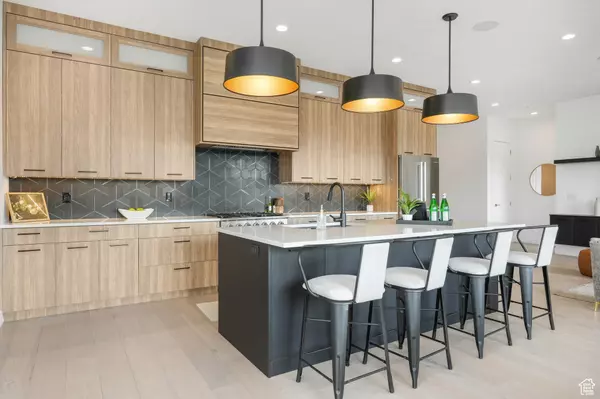 649 E VANDALAY LN Draper, UT 84020