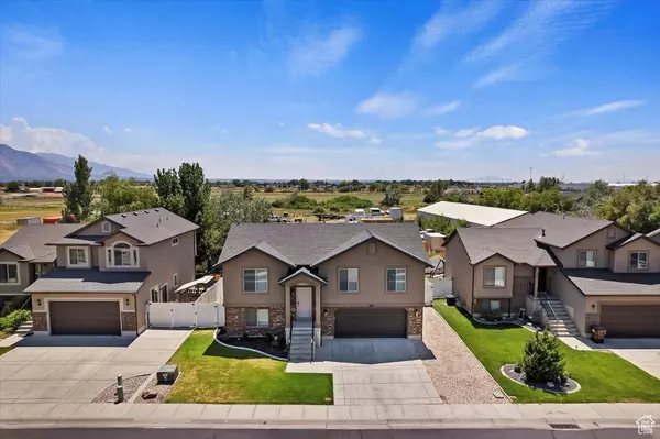 Pleasant View, UT 84404,883 WILLOW BROOK LN.