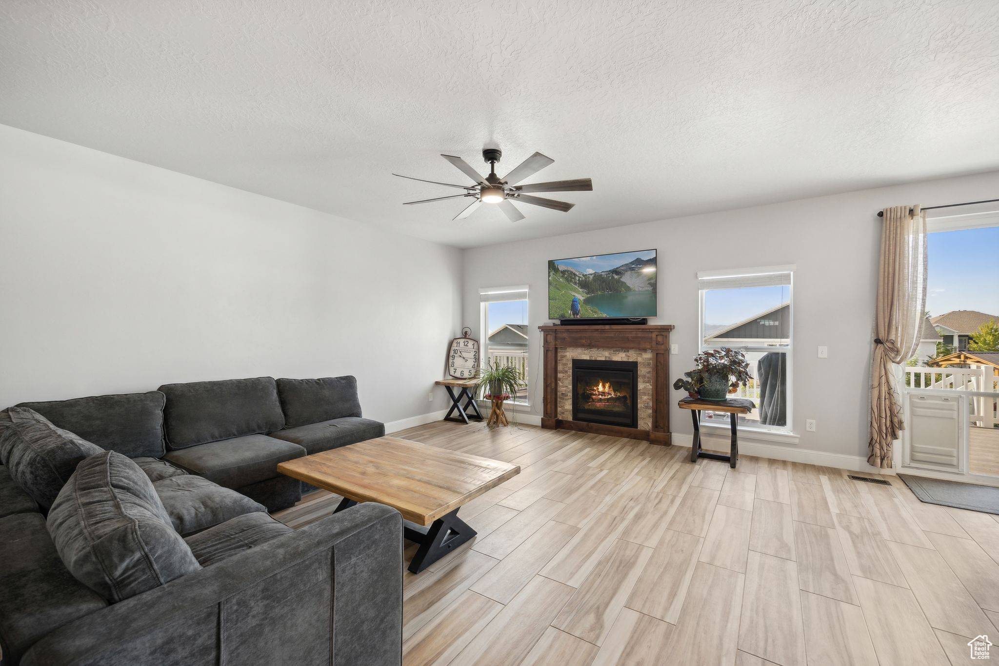 West Jordan, UT 84081,6497 W SUNNY MAPLE WAY