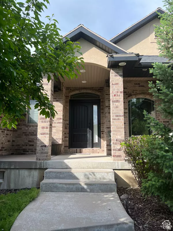 South Ogden, UT 84403,4964 S BURCH CREEK HOLW E