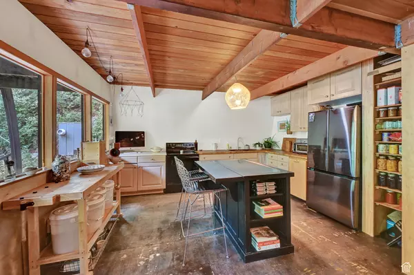 Salt Lake City, UT 84109,6276 E MT AIRE RD #22