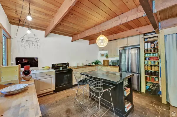 Salt Lake City, UT 84109,6276 E MT AIRE RD #22